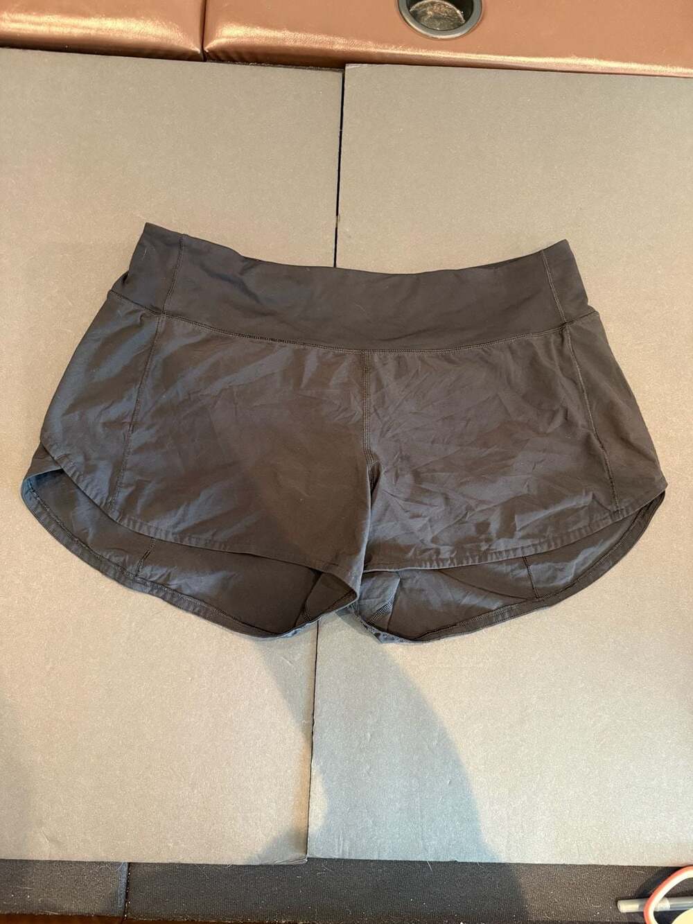 Lululemon Speed Up Short Size 10 Black